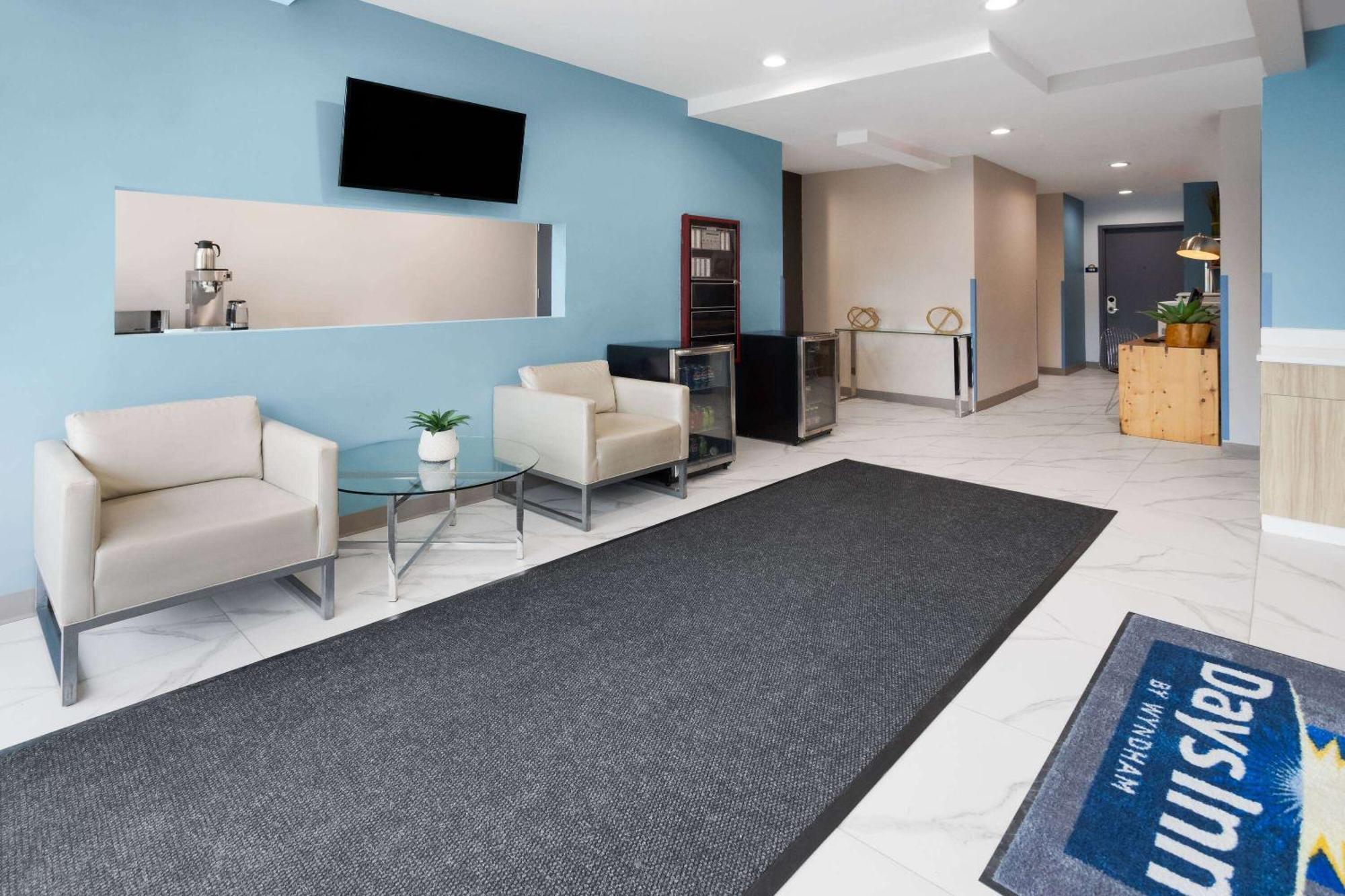 Days Inn By Wyndham Staten Island New York Eksteriør bilde